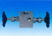 EF-3ͶyM